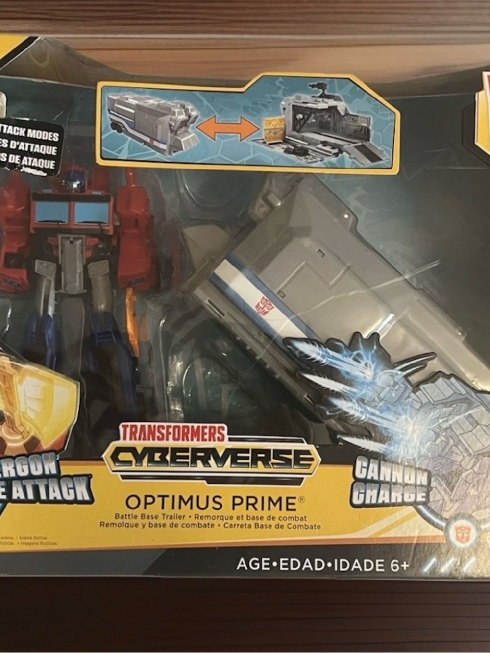 Transforming Yellow Playset Vehicle #134
